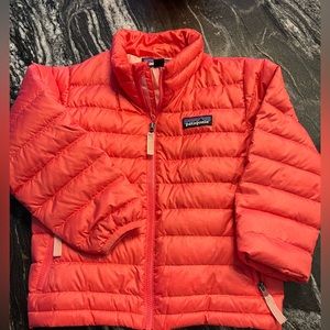 Girls Patagonia puffer jacket size 3T- pink
